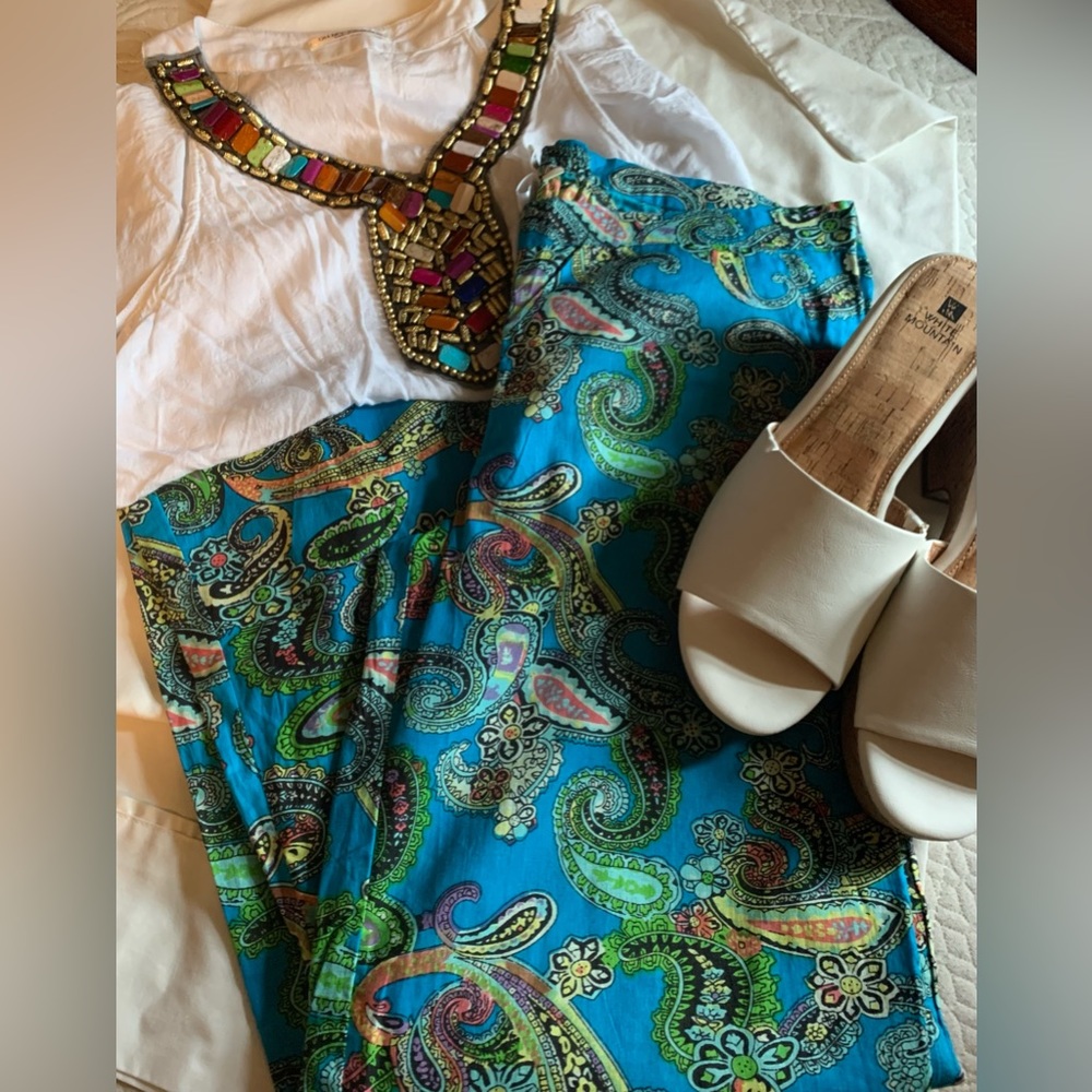 Fun Paisley Bell Bottom pant size L/XL